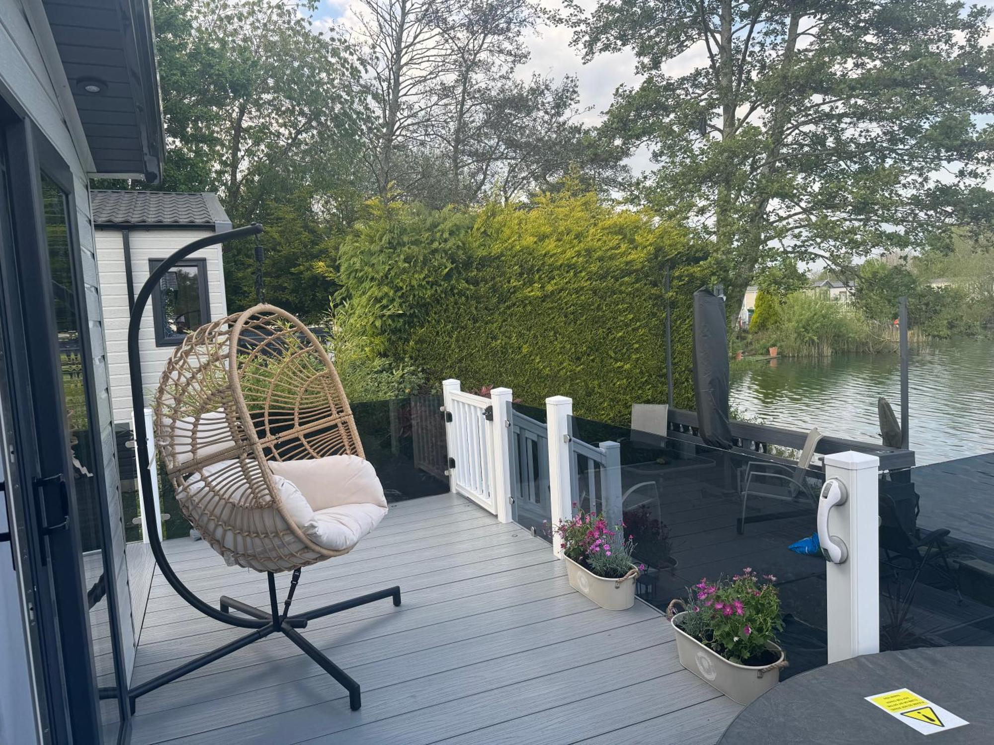 Lakeside Dorchester Lodge - Hot Tub With Fishing Peg Tattershall Εξωτερικό φωτογραφία