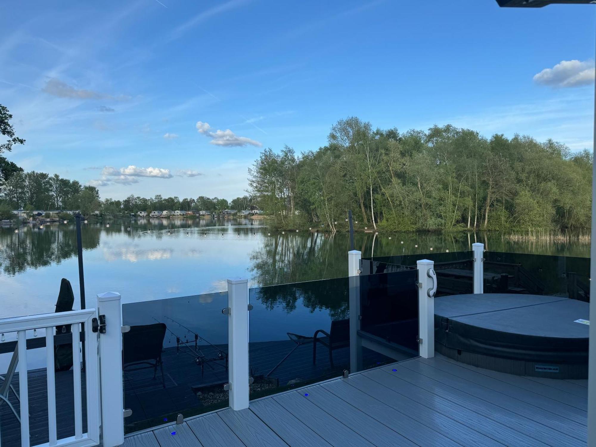 Lakeside Dorchester Lodge - Hot Tub With Fishing Peg Tattershall Εξωτερικό φωτογραφία